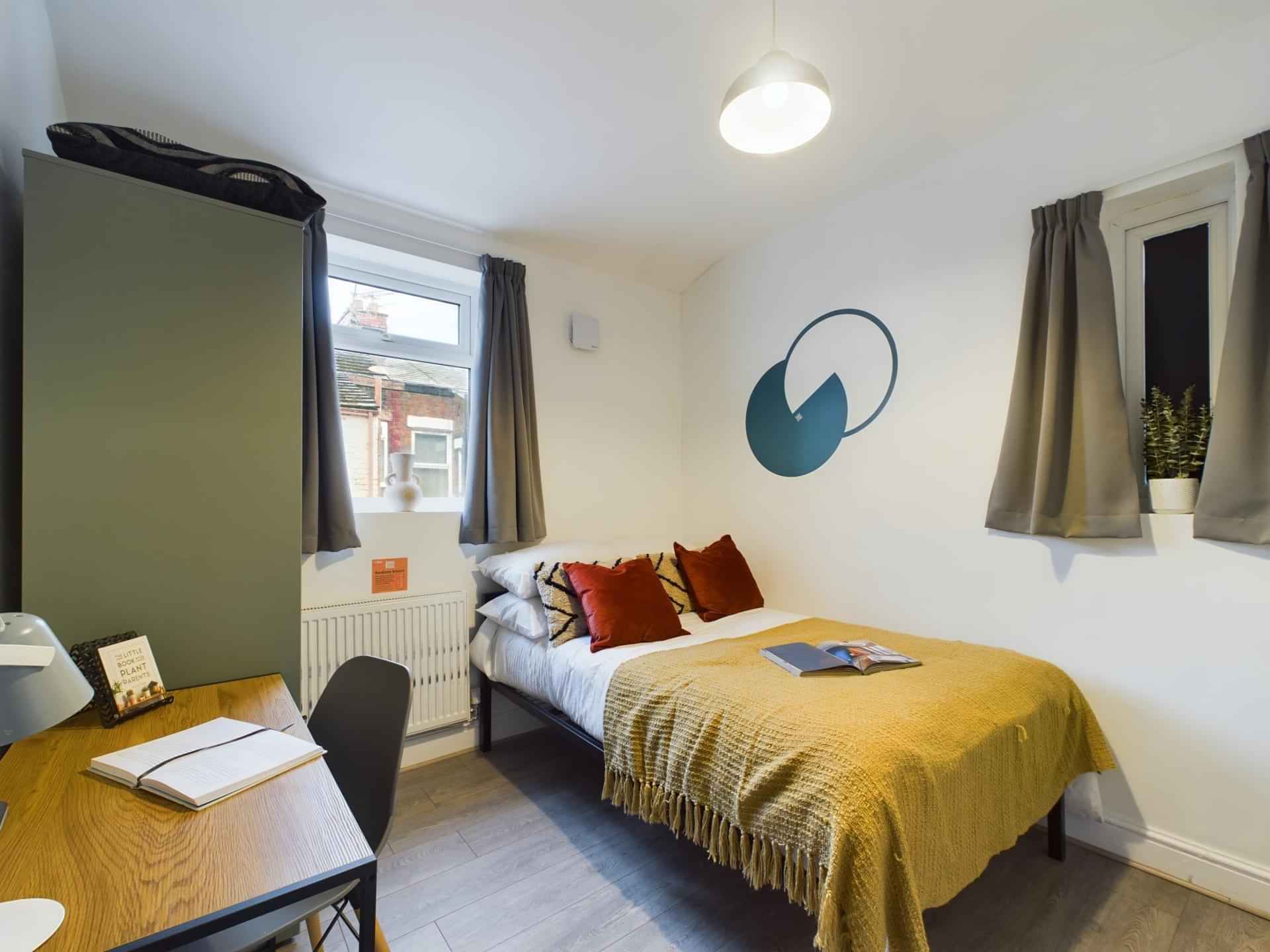 Room in a 4 Bedroom Apartment, 102 Leopold Road, Liverpool L7 8SR interior 1