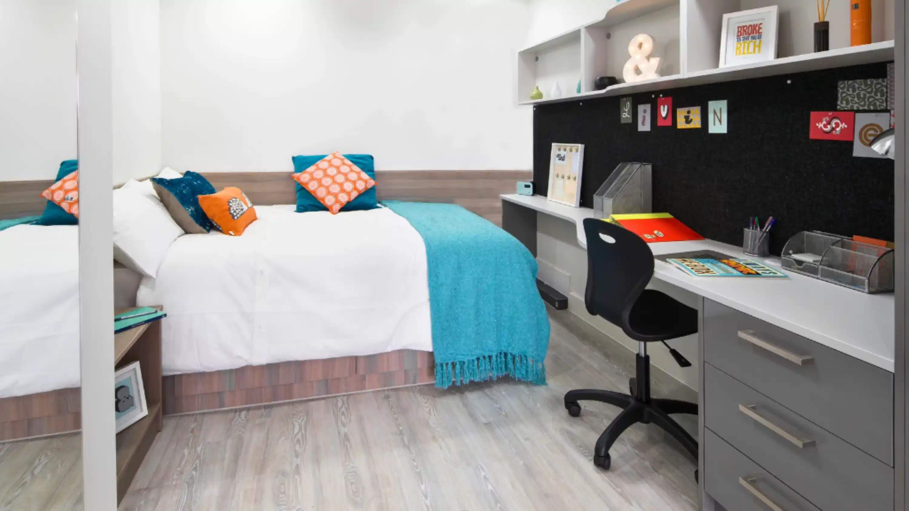 Livin, Cardiff interior 1