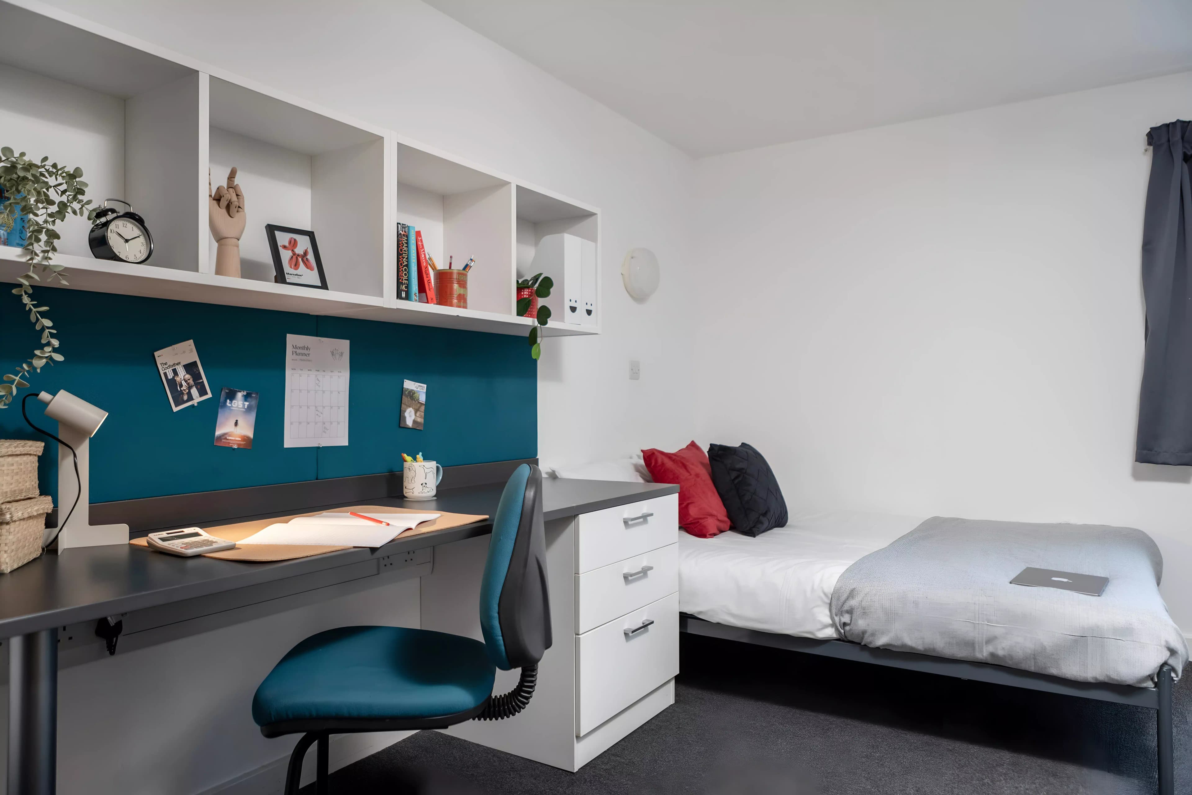 Fitzroy Court, Luton  interior 1