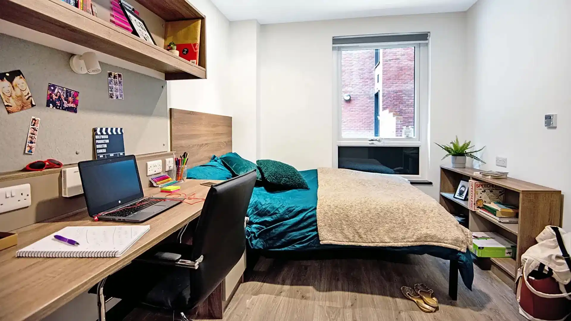 Coppergate, Swansea  interior 1