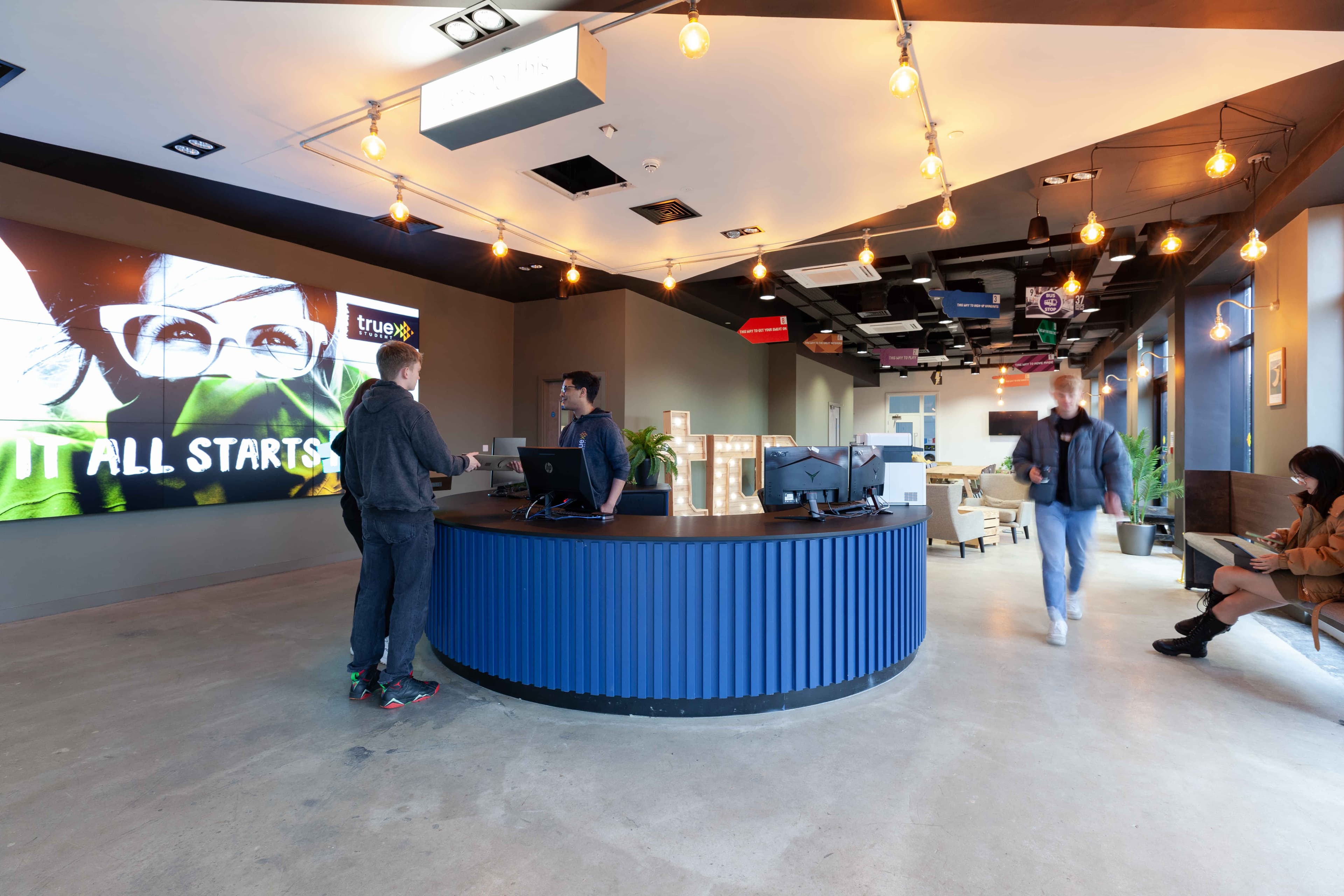 True Swansea, Swansea interior 1