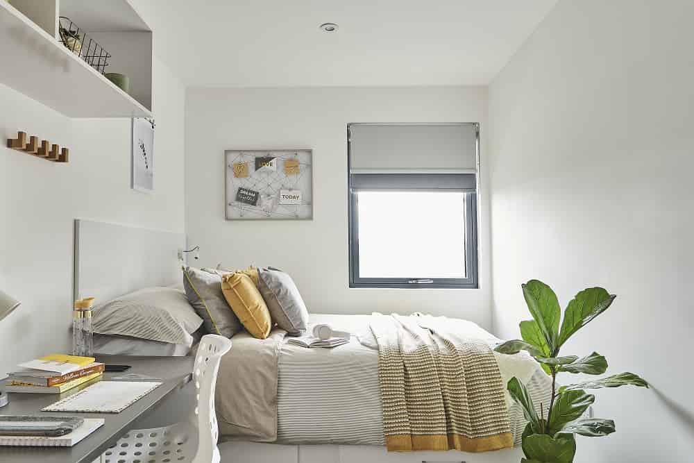 The City Arcade, Exeter interior 1