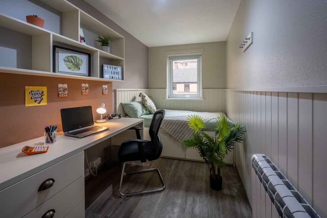 Meadow Court, Edinburgh interior 1