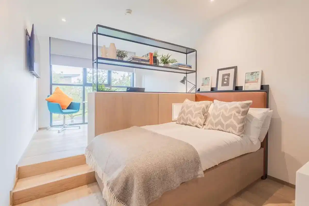 Anstruther, St. Andrews interior 1