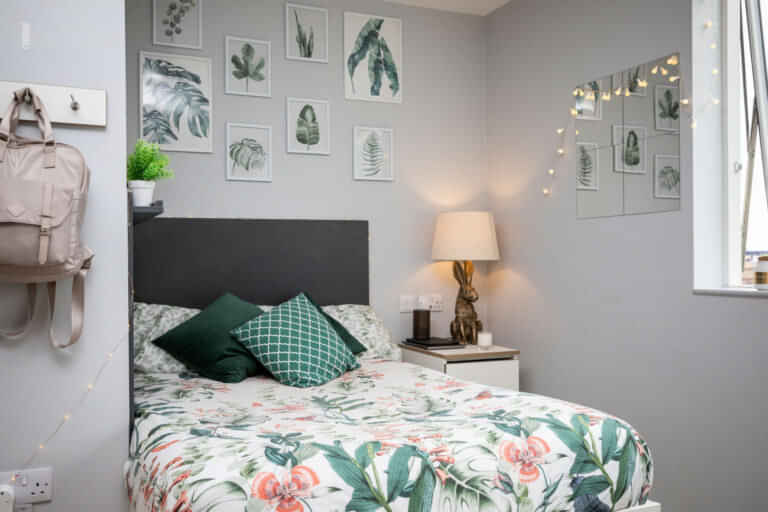 The West Wing, Cardiff interior 1