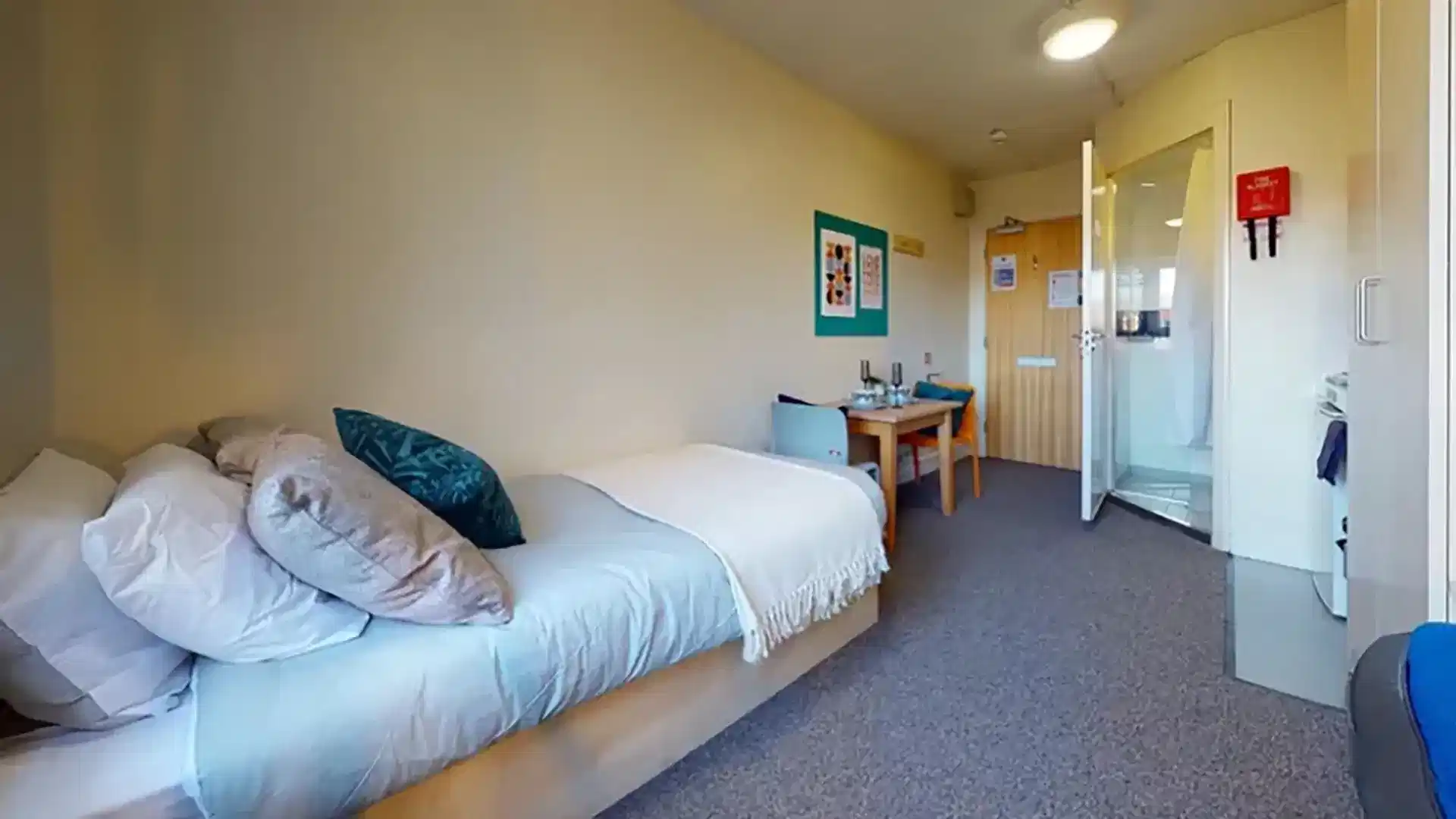 Creek Court, London interior 1