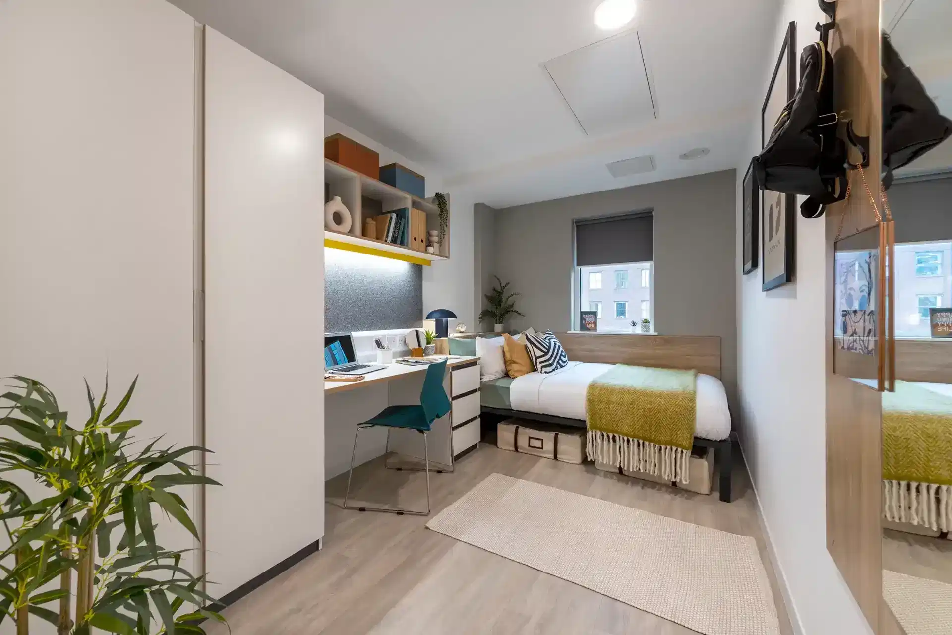 Altura, Birmingham interior 1