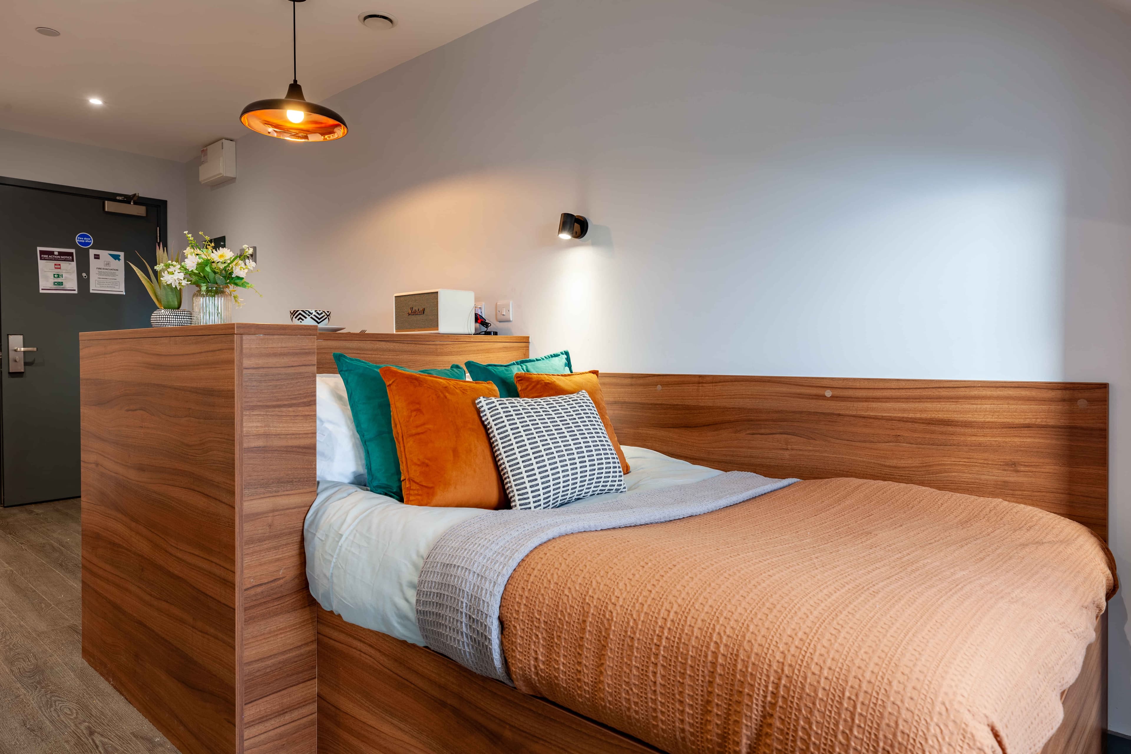 Straits Garden, Egham interior 1