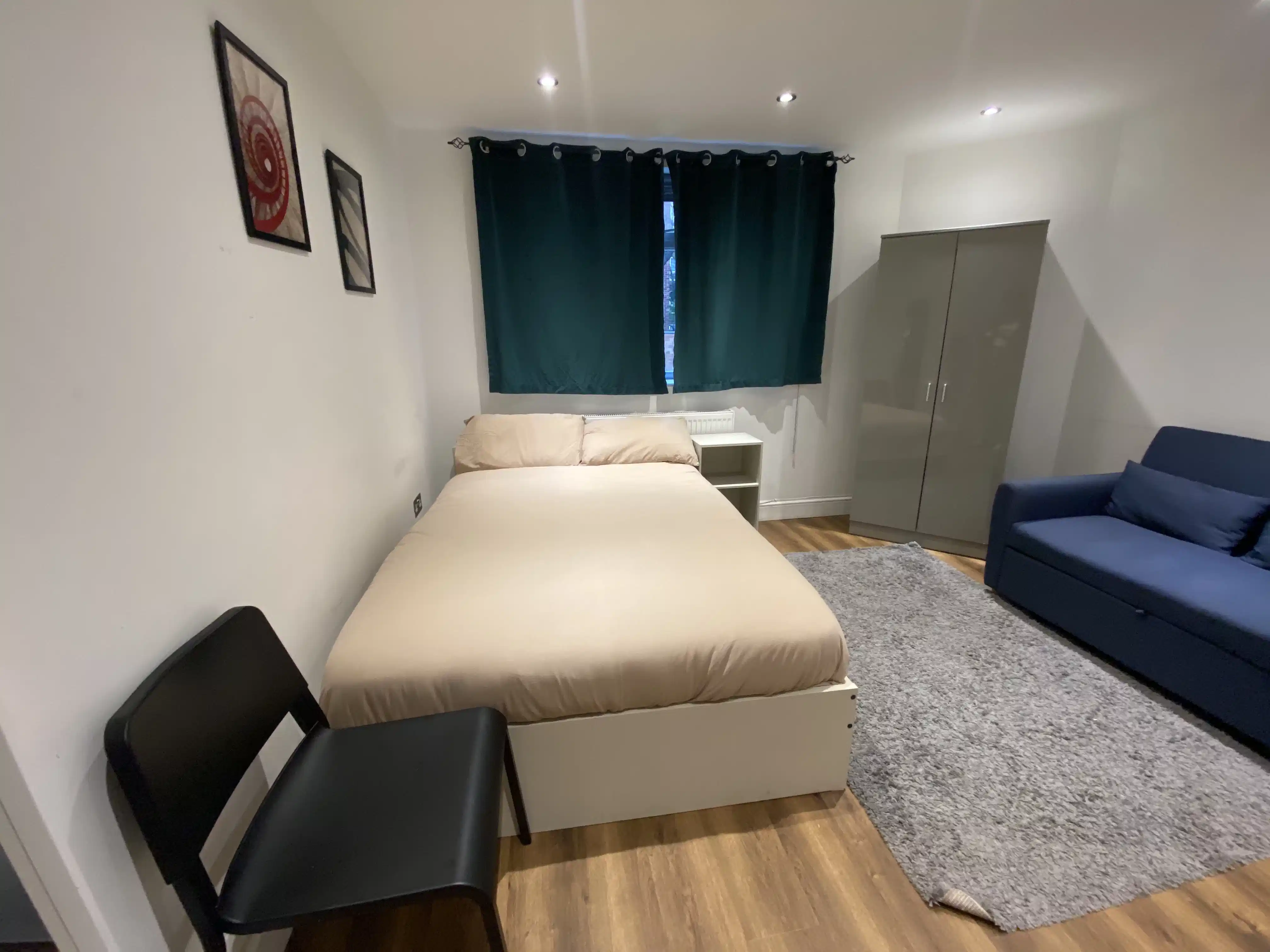 Room in a 7 Bedroom Apartment, Chobham Rd, London E15 1LZ interior 1