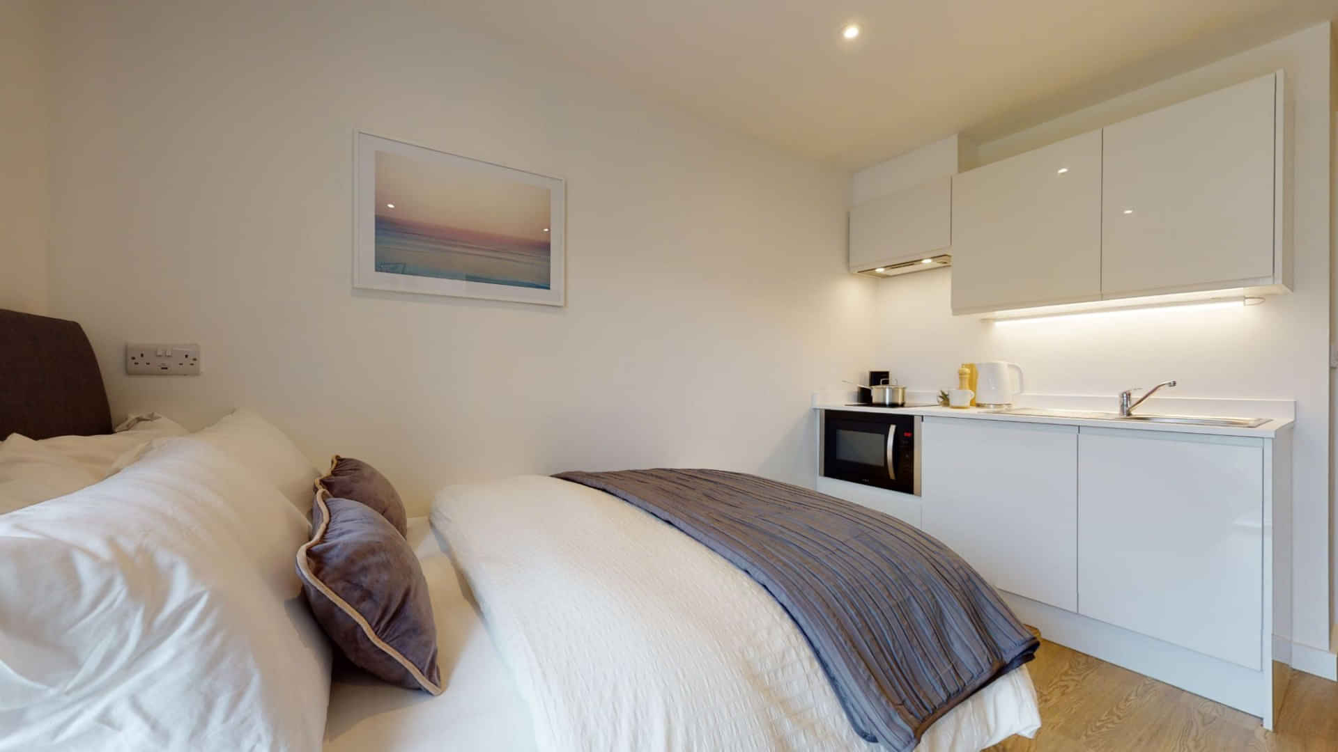 One London Road, Newcastle Under Lyme interior 1