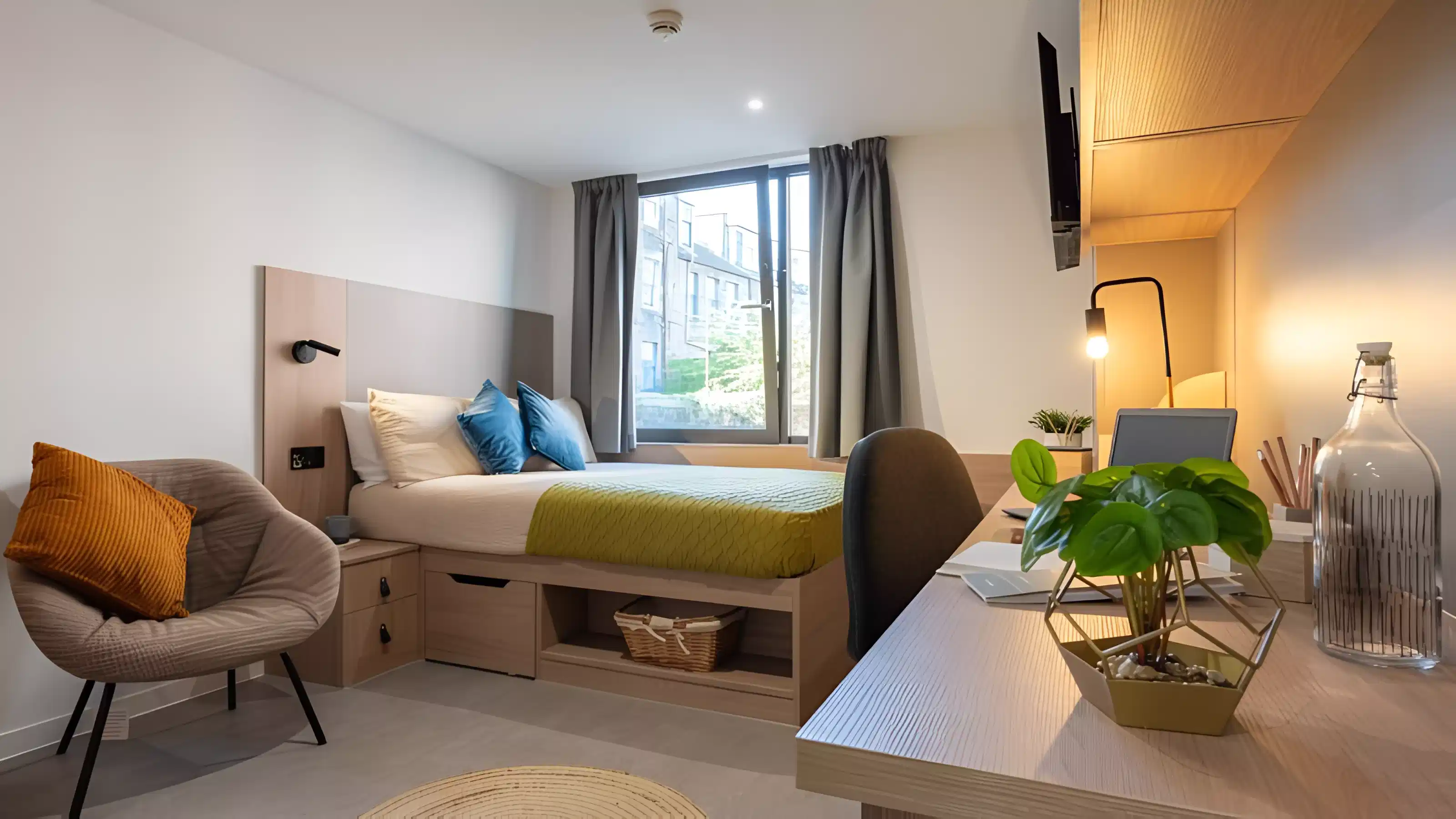 iQ The Mont, Edinburgh interior 1