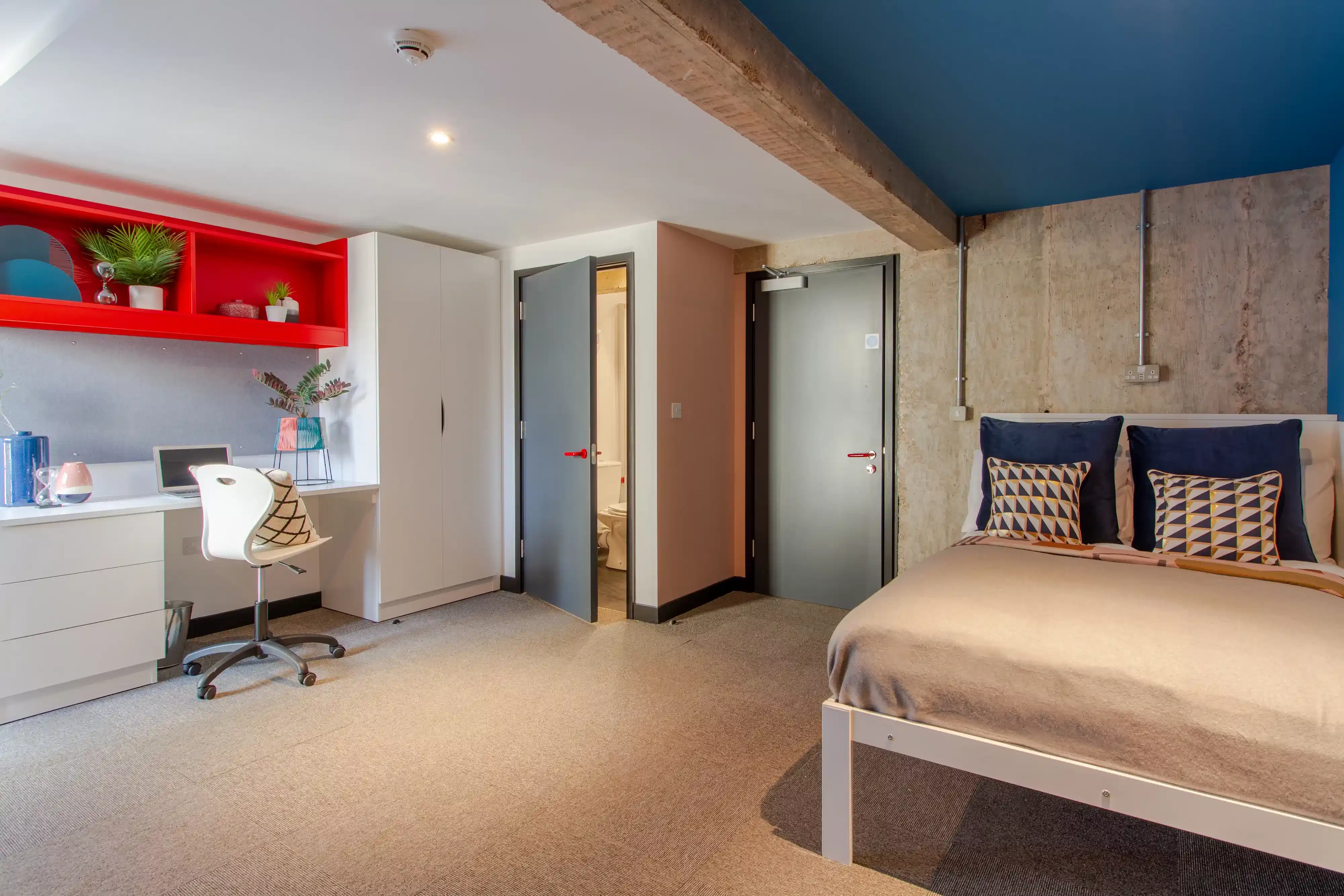 Beton House, Sheffield  interior 1
