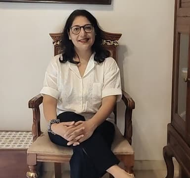 profile image of Surabhi Thakur