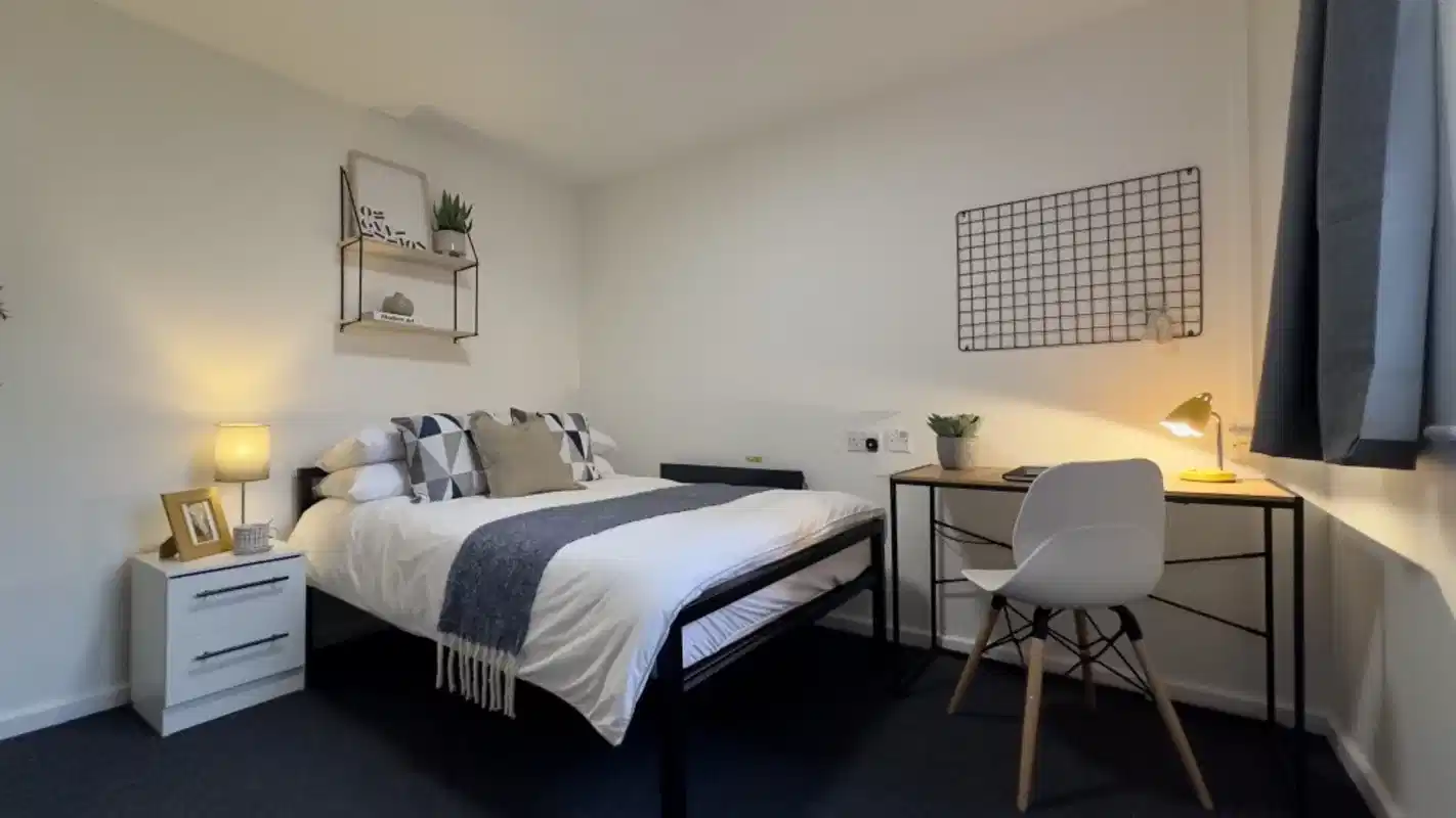 20 Brookside, Derby interior 1