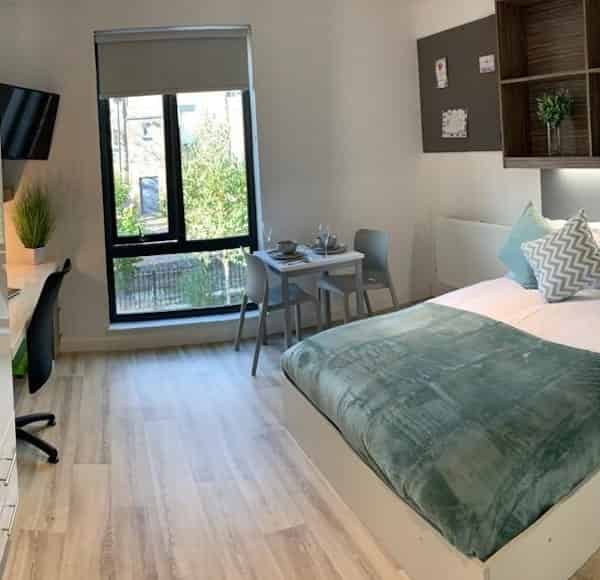 Newcastle 1, Newcastle interior 1