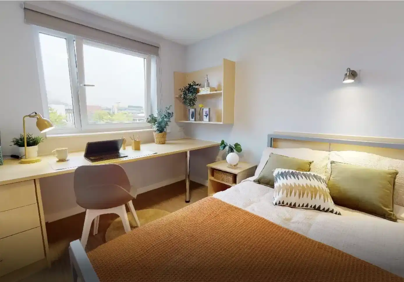 iQ Pavilions, Lincoln interior 1