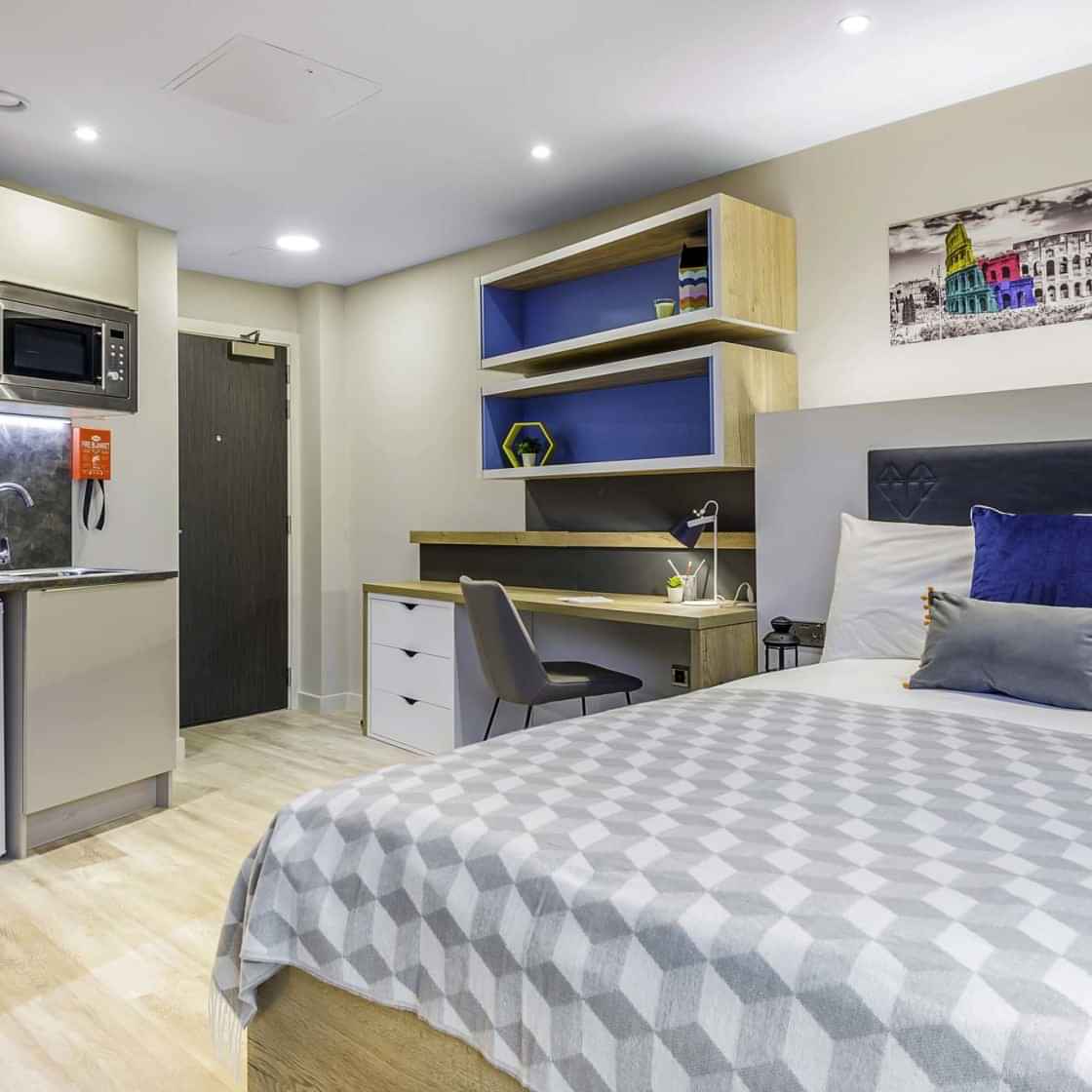 Iconinc Gravity, Lincoln interior 1