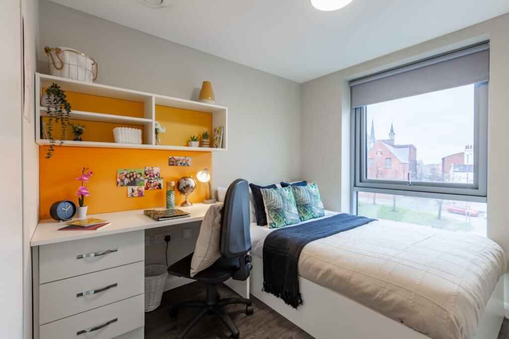 One Islington Plaza, Liverpool interior 1