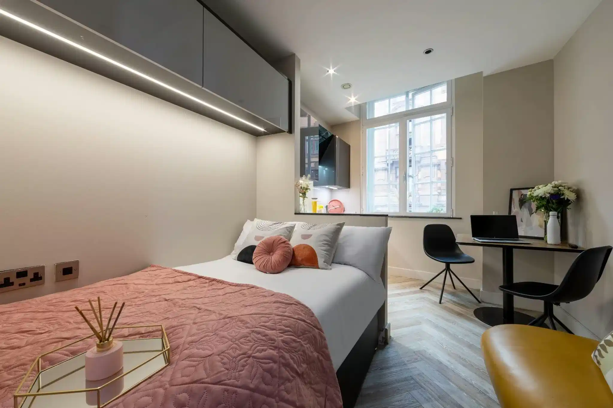 121 Princess Street, Manchester interior 1