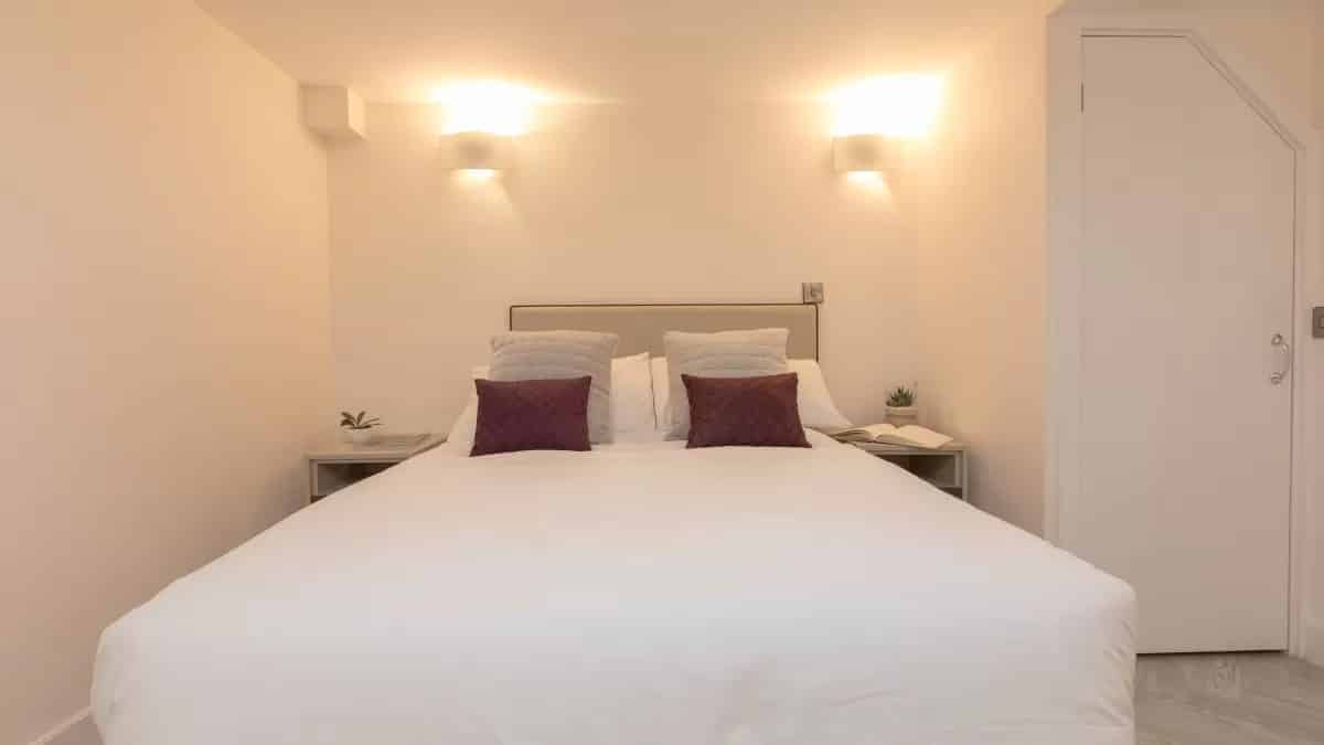 Artillery House, Manchester interior 1