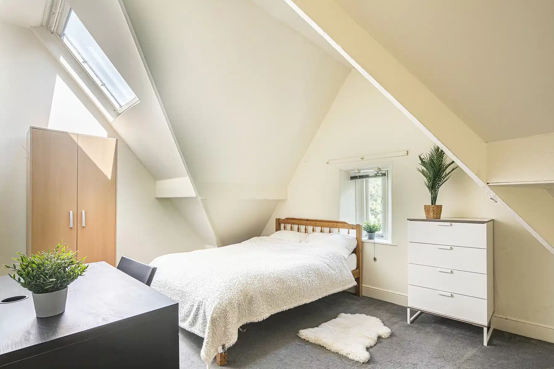 Fairfield Lodge, Sheffield interior 1