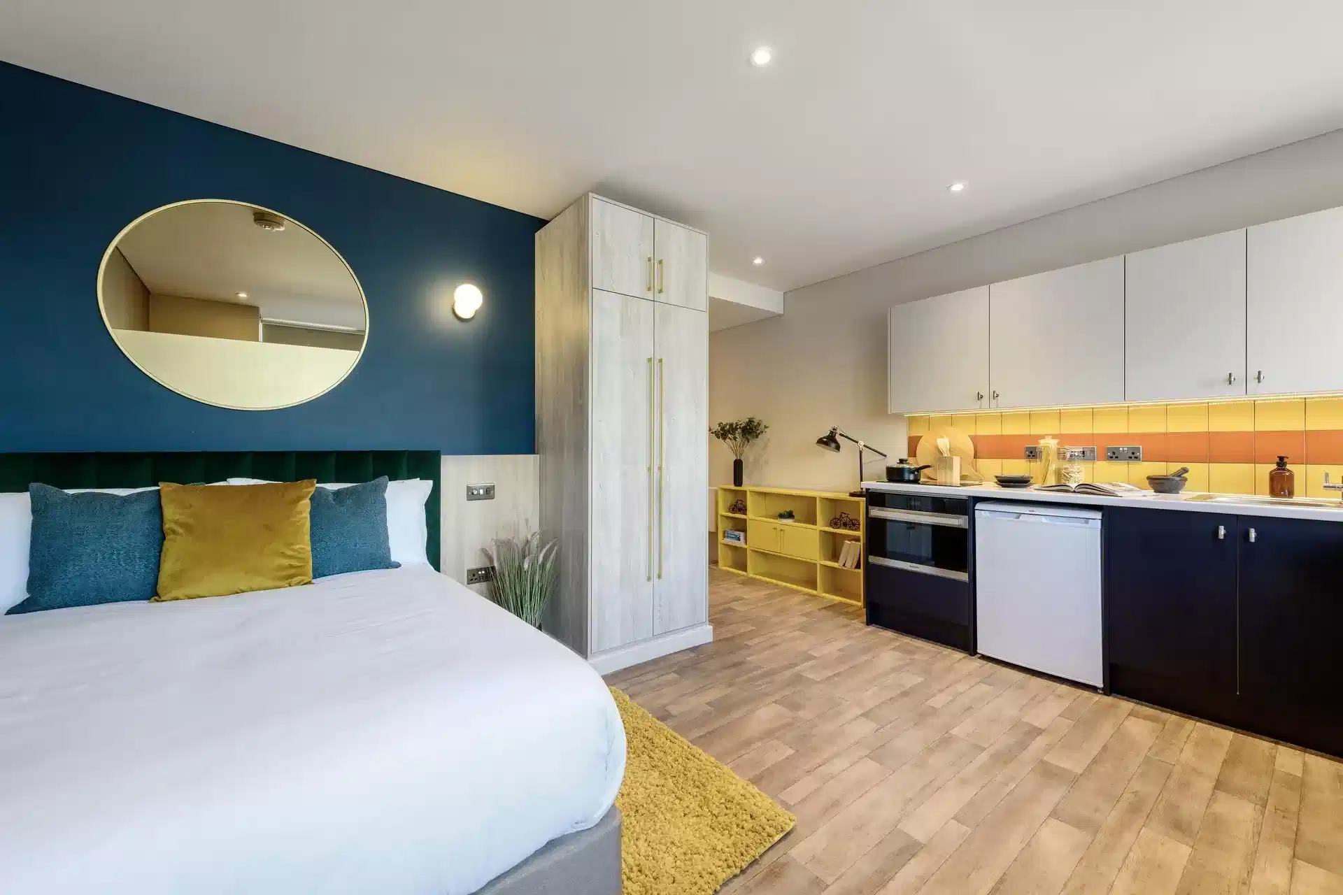 Leicester One, Leicester interior 1