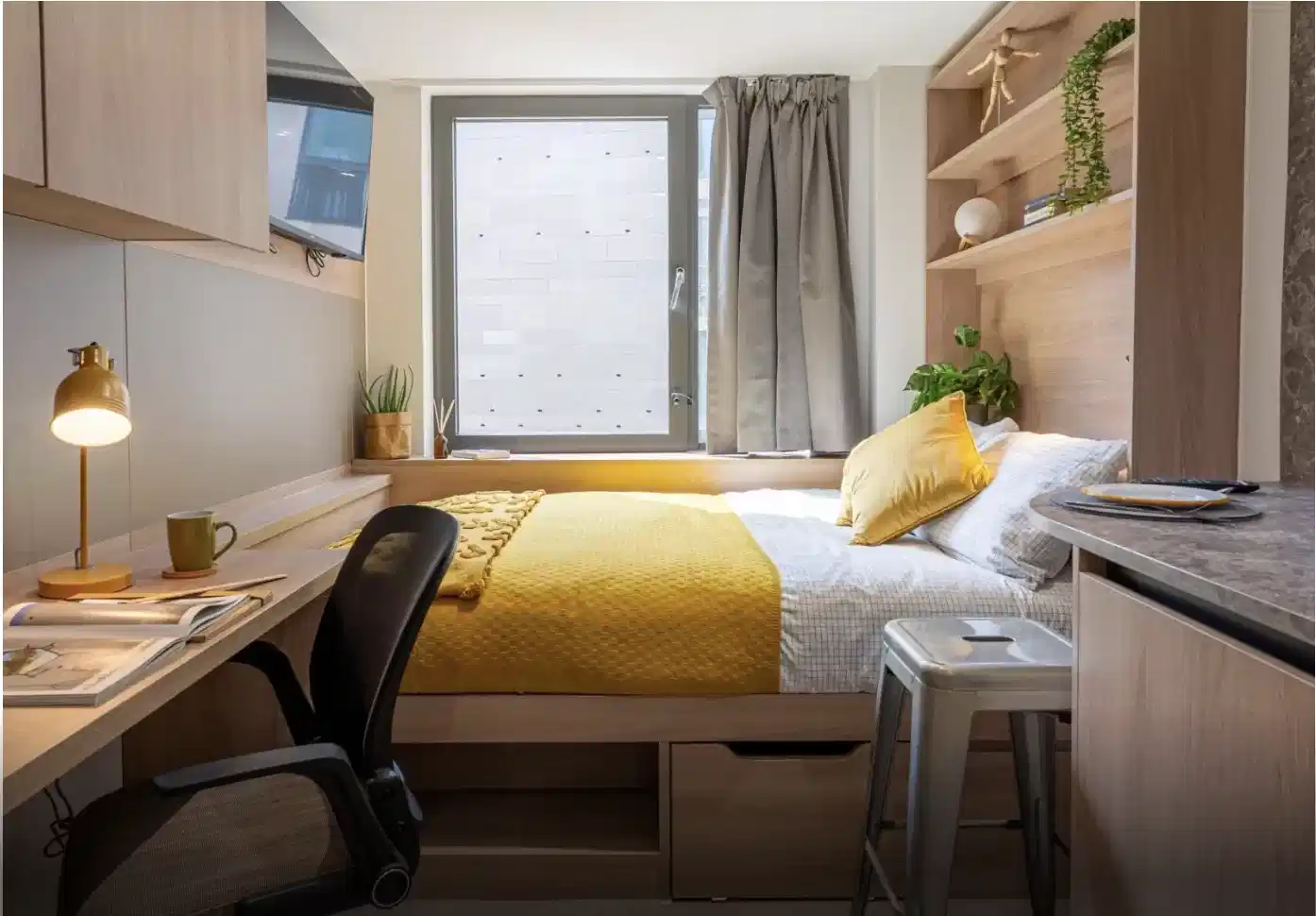 iQ The Mont, Edinburgh interior 1