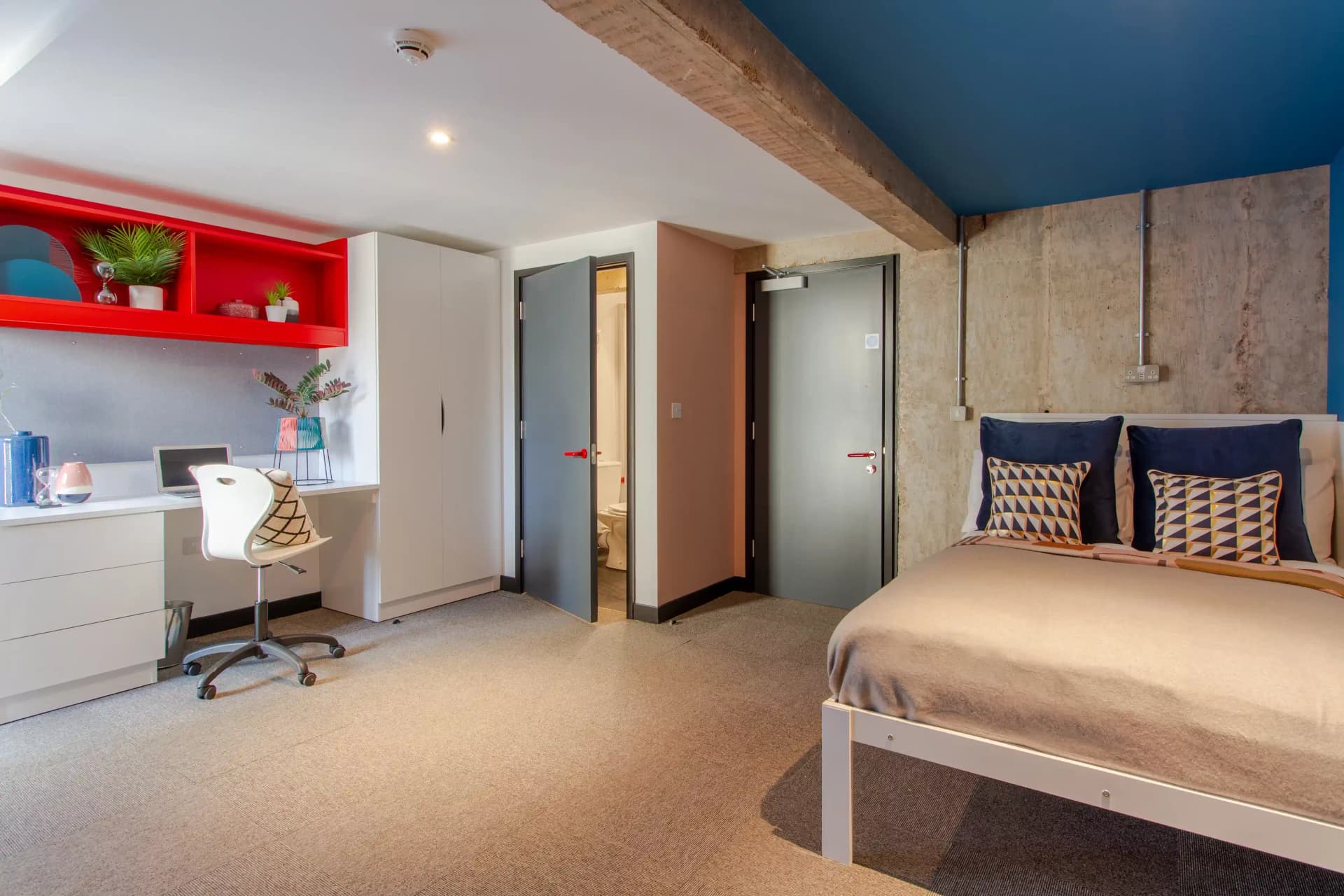 Beton House, Sheffield interior 1