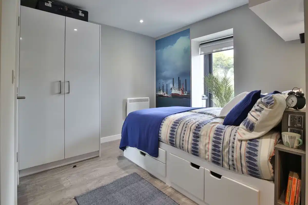 Clifton Place, Exeter interior 1