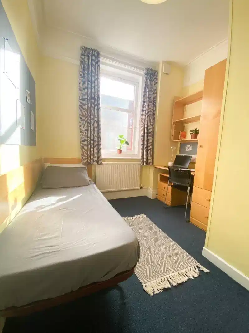 Hartley Hall, Manchester interior 1
