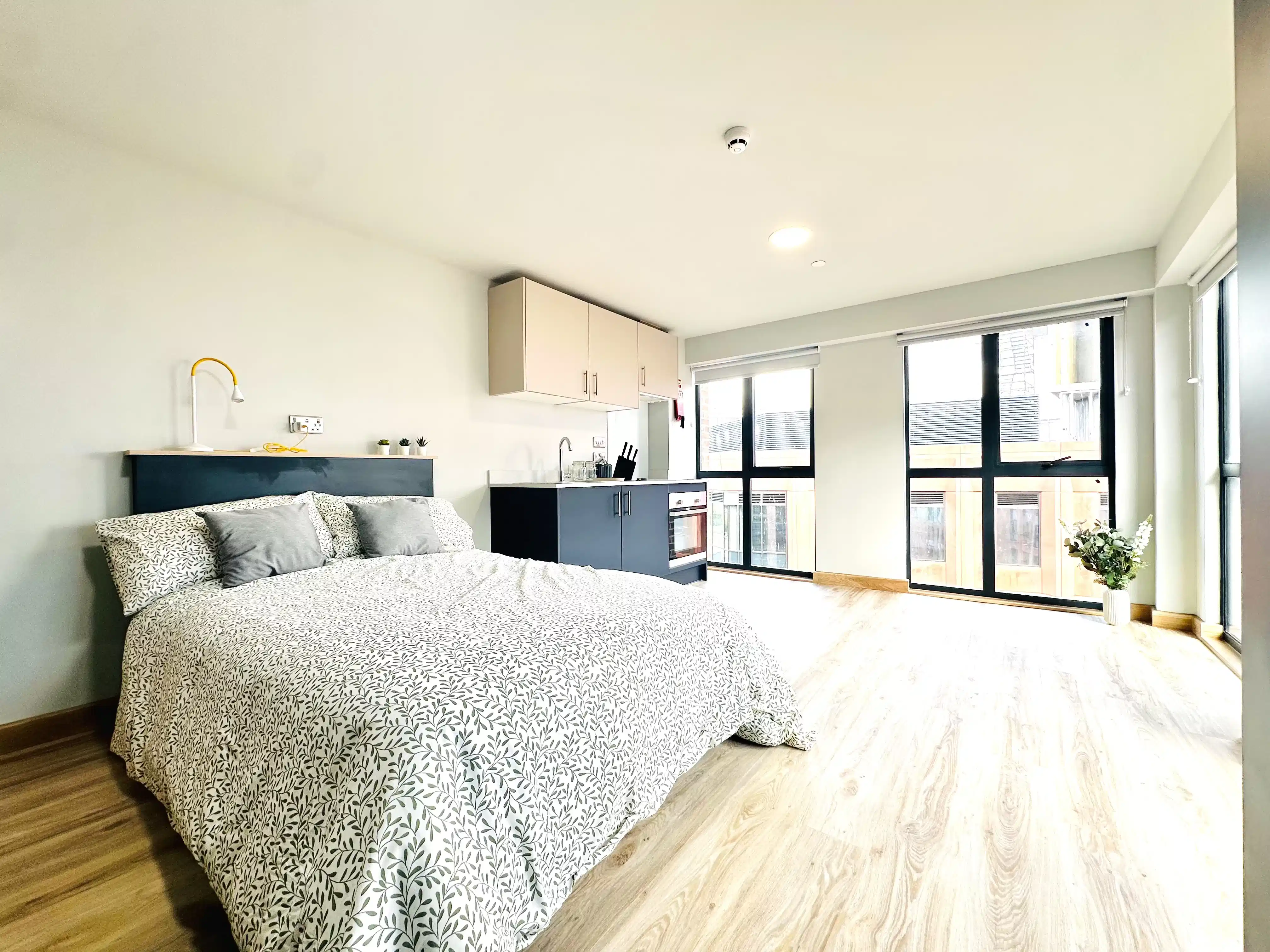 9PG - Agard Street, Derby interior 1