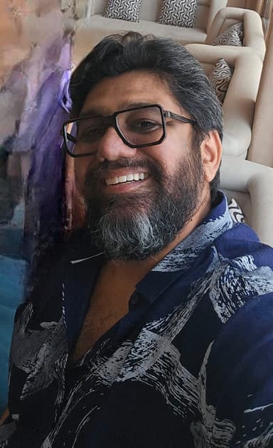 profile image of Bhaven Kenia
